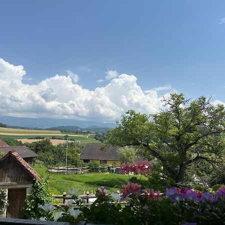 Gasthof Winkelwirt Althofen  Exterior photo